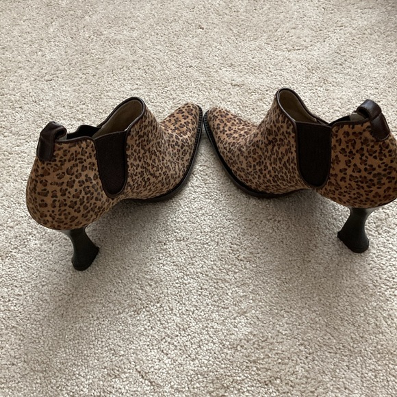 Fortuna Valentino Booties-Vintage - Picture 5 of 9